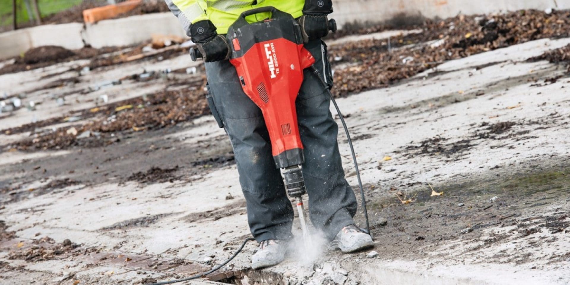 Hilti TE 2000-AVR demolition tool with best power-to-weight ratio