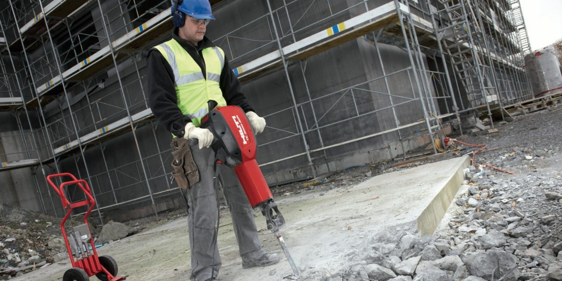 TE 3000-AVR heavy demolition solution