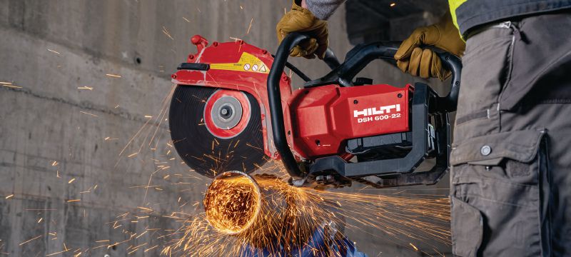 DSH 600-22 Battery cut-off saw Heavy-duty, battery-powered cordless cut-off saw for concrete, metal and masonry (Nuron battery platform) Applications 1