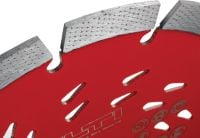 SPX 通用鑽石鋸片 終極鑽石刀片採用 Equidist 技術，可在不同基材上實現卓越切割
