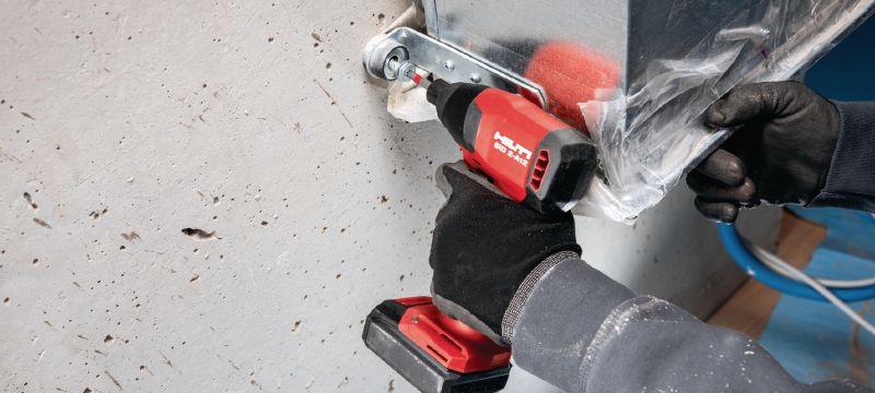 SID 2-A12 Cordless impact driver Subcompact-class 12V brushless impact driver for when you need high torque with access and low weight Applications 1