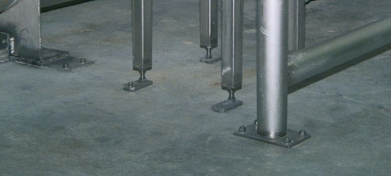 HSA-R 不鏽鋼楔形錨栓 高性能楔形錨，適合在非開裂混凝土中的日常靜態負載使用 (A4 不銹鋼) 產品應用 1