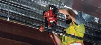 TE 4-22 充電式電鎚鑽 小型 SDS Plus 充電式電鎚鑽具有最高的性能重量比例，適用於上向鑽孔（Nuron 電池充電座） 產品應用 3