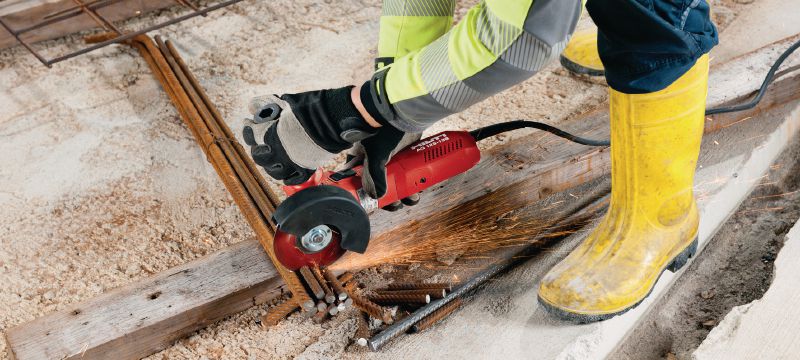 AG 125-13S Angle grinder 1300W angle grinder with long-lasting carbon brush, for cutting and grinding with discs up to 125 mm Applications 1
