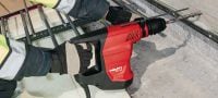 TE 30 旋轉電鎚 強力 SDS Plus (TE-C) 旋轉鎚，適合重型混凝土鑽孔 產品應用 1