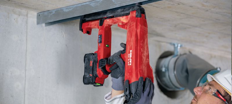 BX 3-L-22 Cordless concrete nailer (longer nails) Nuron battery-powered cordless nailer for longer nails (max. 36 mm│1-13/32) when fastening drywall track and light-duty materials to concrete, steel and masonry Applications 1