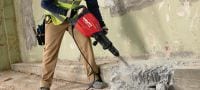 TE 1000-AVR TE-S demolition hammer Versatile breaker for demolishing or chiseling floors and occasional wall applications (with universal power cord) Applications 2