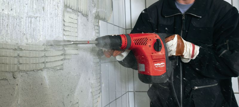 TE 40 Rotary hammer Powerful SDS Plus (TE-C) rotary hammer for deep-hole concrete drilling and corrective chiselling Applications 1